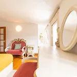Charming Classic-rustic Retreat In Historic Apartamento Lisboa